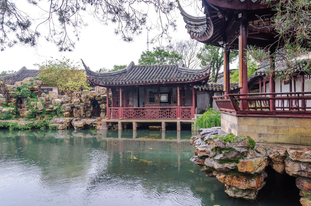 取名"濯缨水阁",源于"沧浪之水清兮,可以濯我缨;沧浪之水浊兮,可以濯