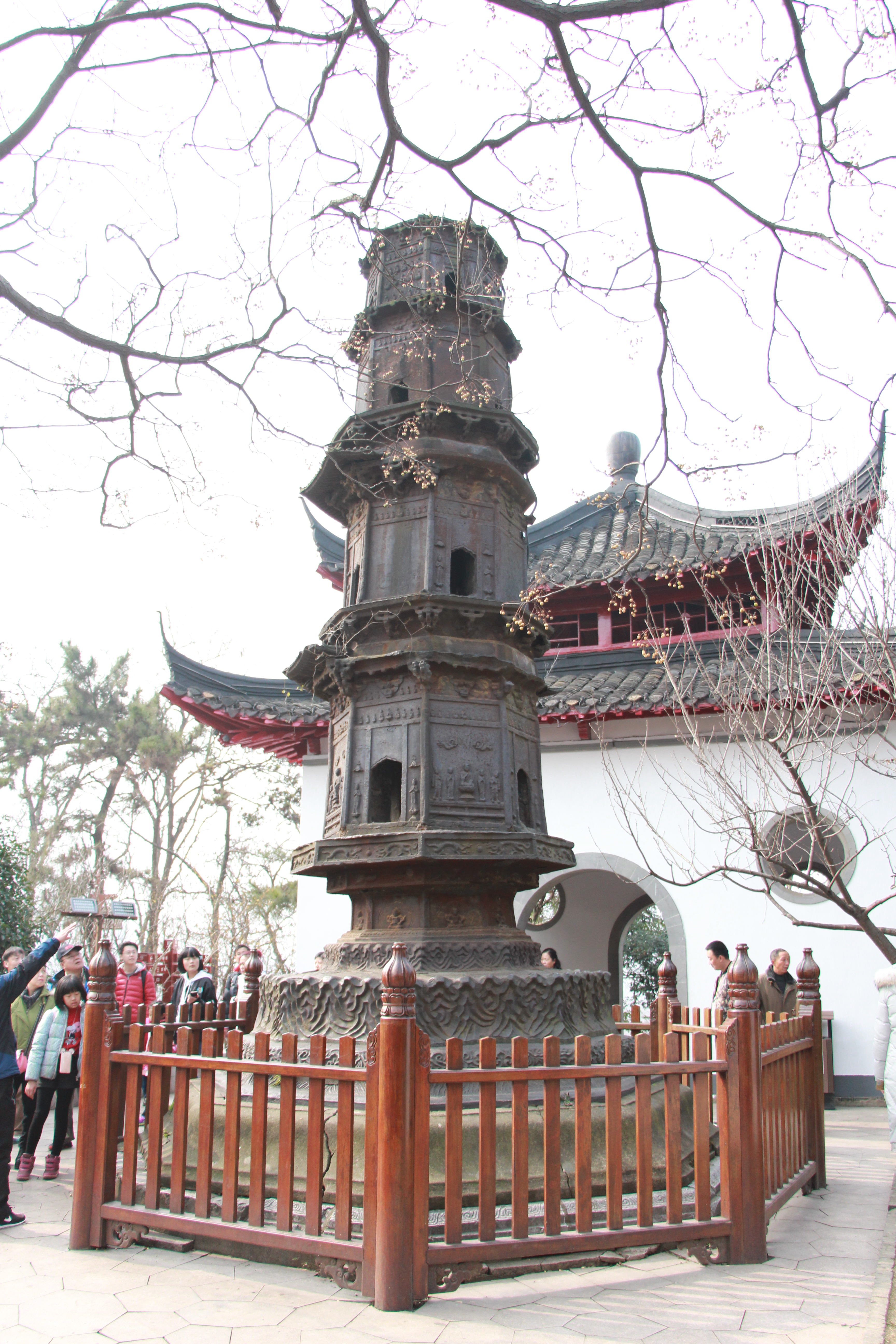 很喜欢三国,一直也都想去北固山的甘露寺看看,很多次去镇江,却一直与