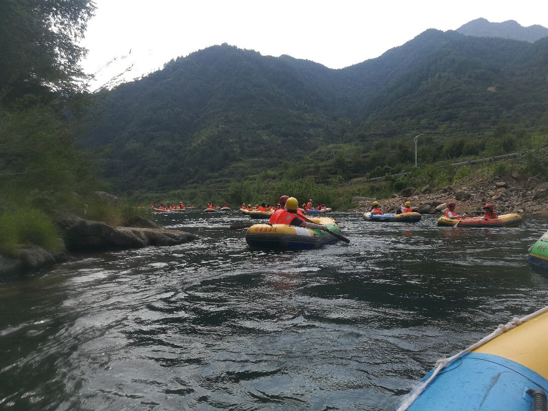 千岛湖白云溪漂流好玩吗,千岛湖白云溪漂流景点怎么样_点评_评价