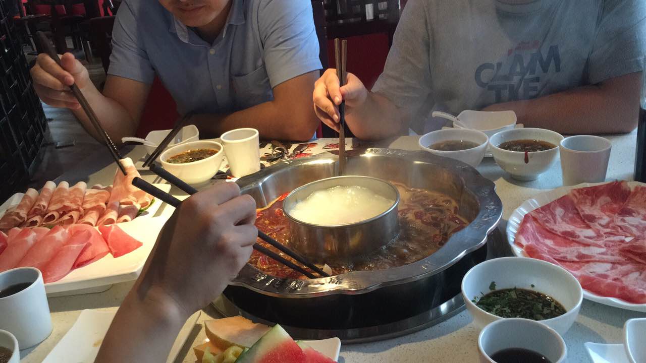 重庆刘一手火锅(天山店)
