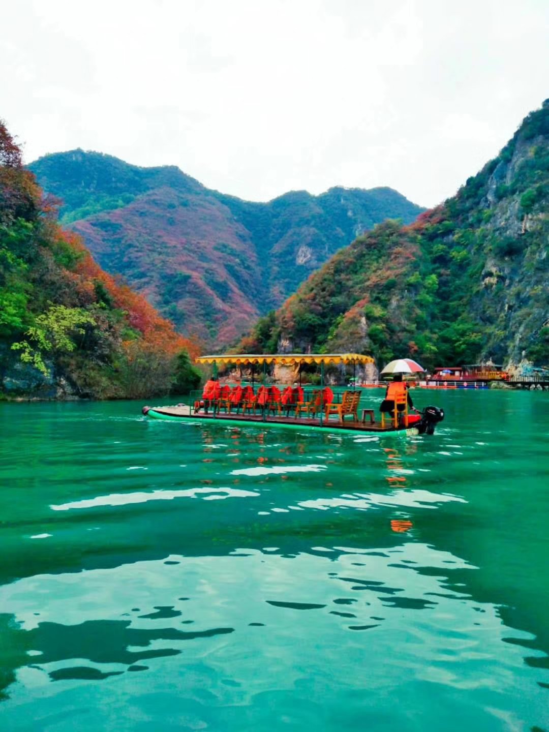 郧县九龙瀑