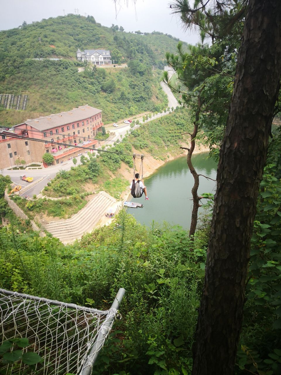 武当山快乐谷旅游区