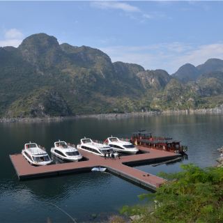 万峰湖景区旅游码头