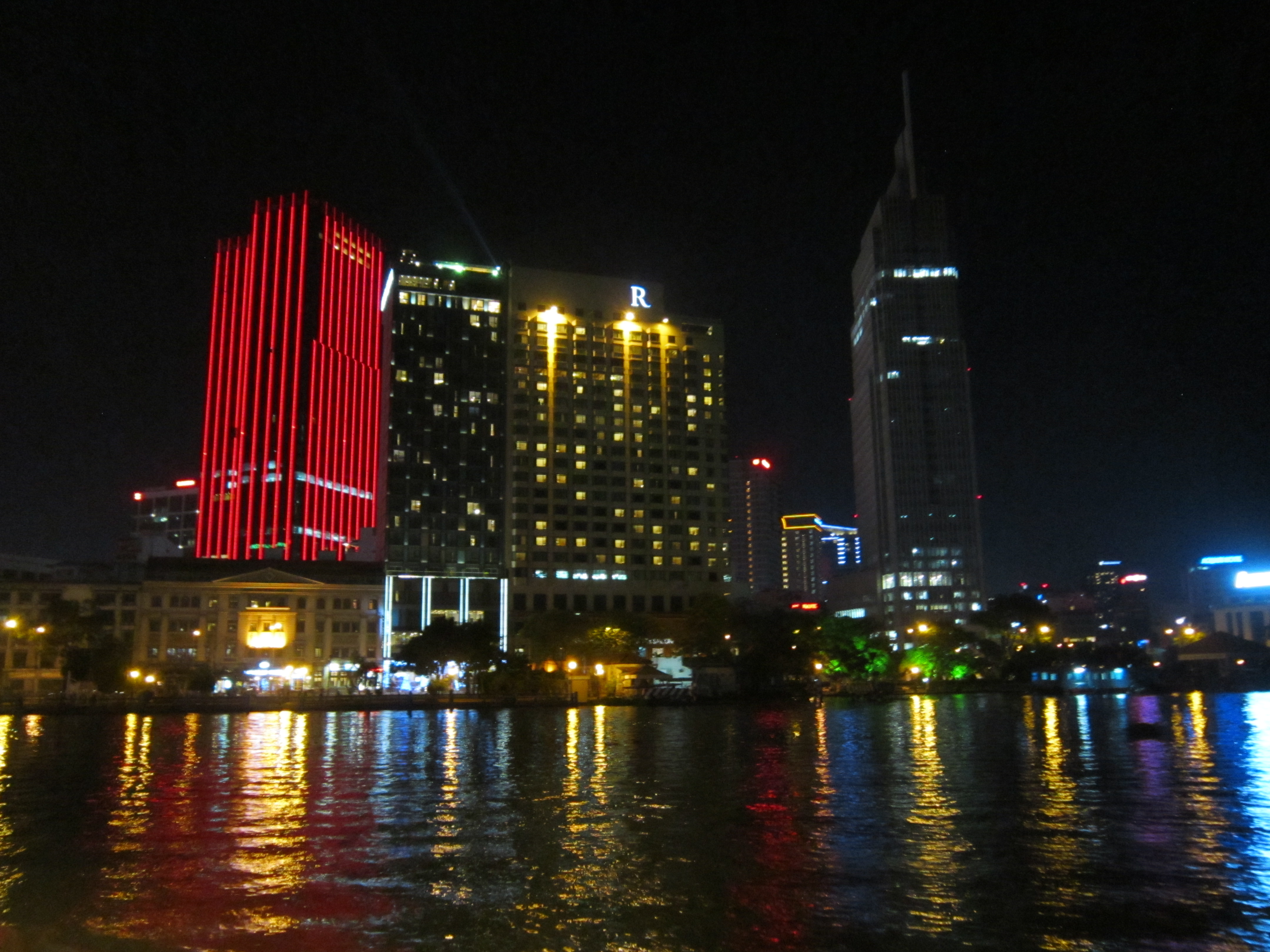 胡志明市西贡河好玩吗,胡志明市西贡河景点怎么样