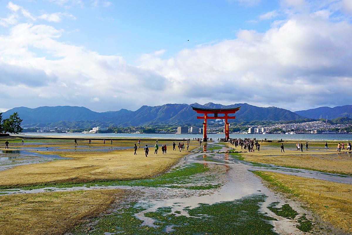 【携程攻略】广岛宫岛景点,日本三景之一,上面的严岛.