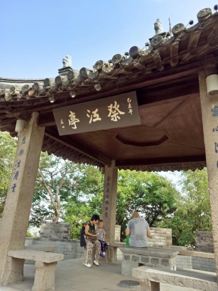 【携程攻略】镇江北固山景点,北固山左望金山,右览,一