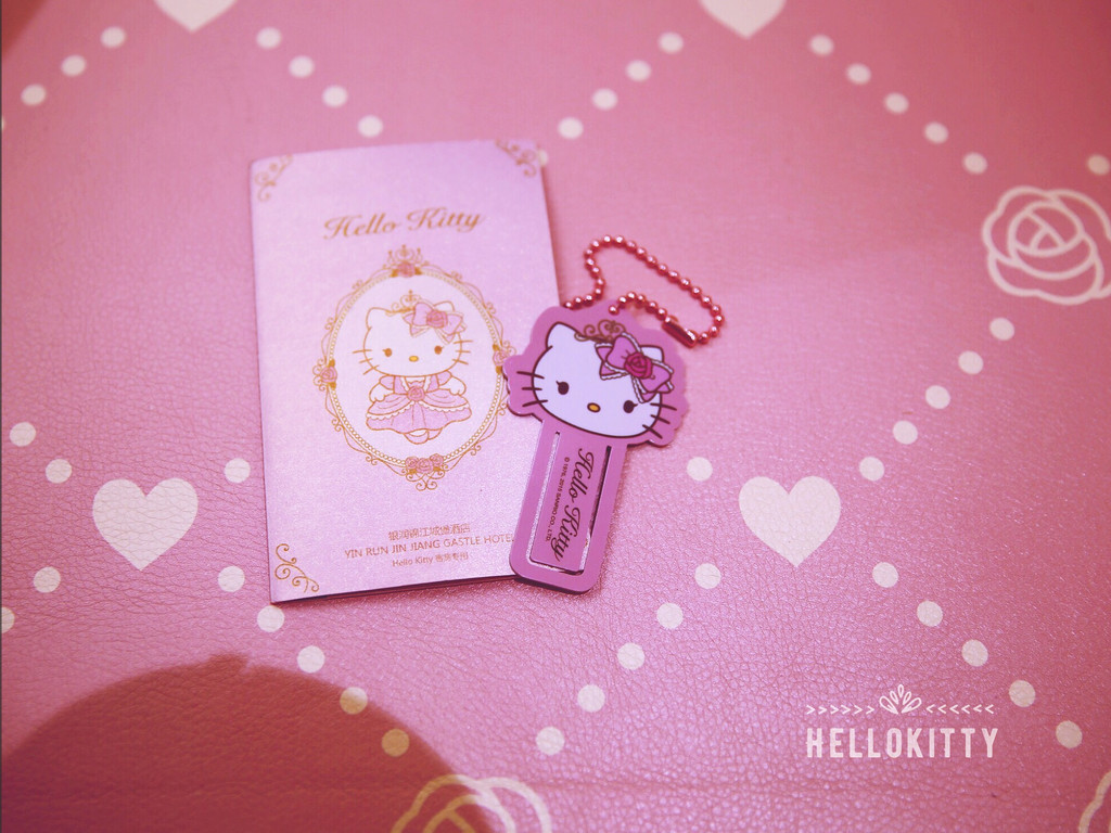 hellokitty,从你的粉色童话世界经过
