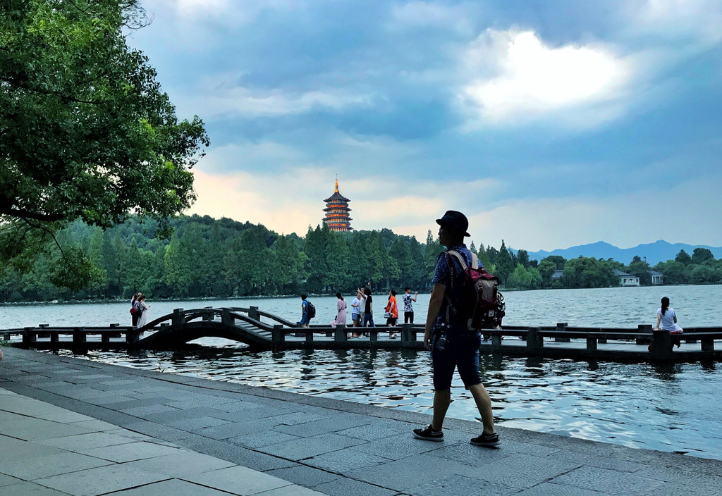 8月杭州,西湖美景与建德清凉的完美相遇