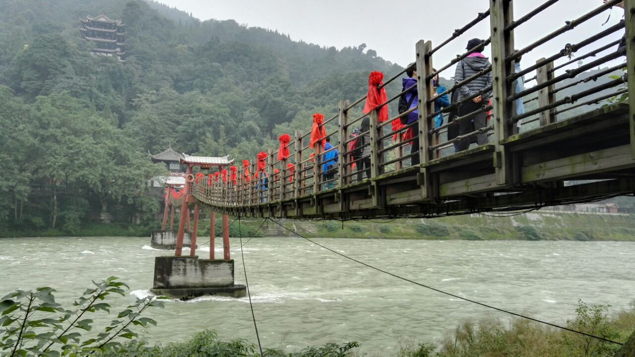 都江堰安澜索桥好玩吗,都江堰安澜索桥景点怎么样