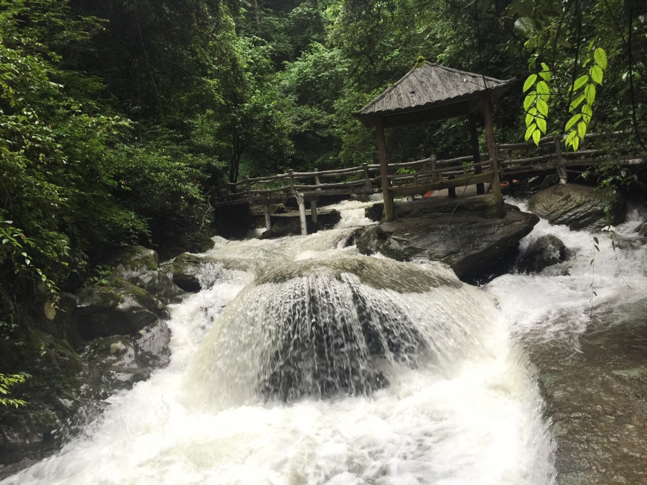 铜仁亚木沟风景区攻略,铜仁亚木沟风景区门票/游玩