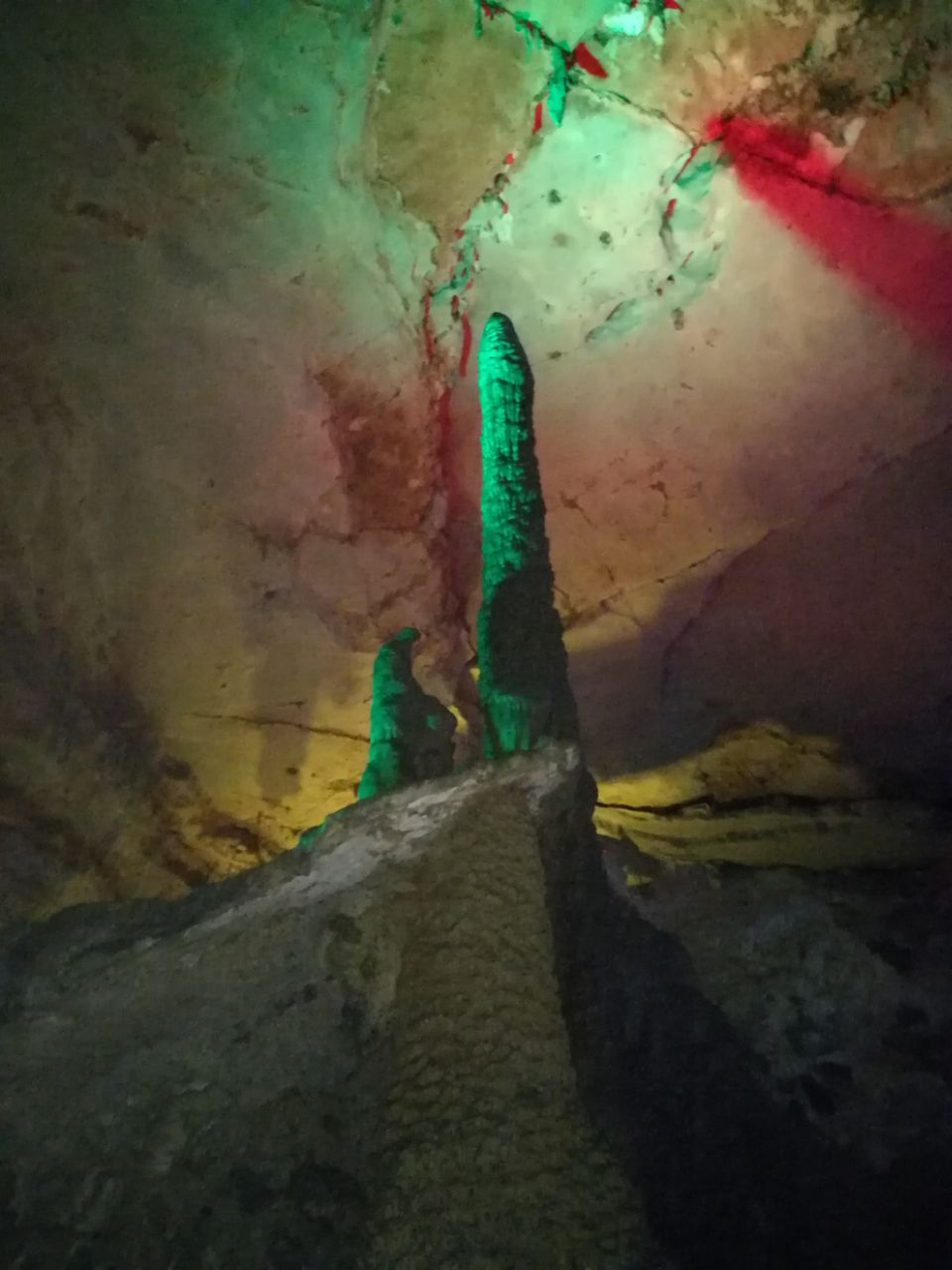 黄龙洞
