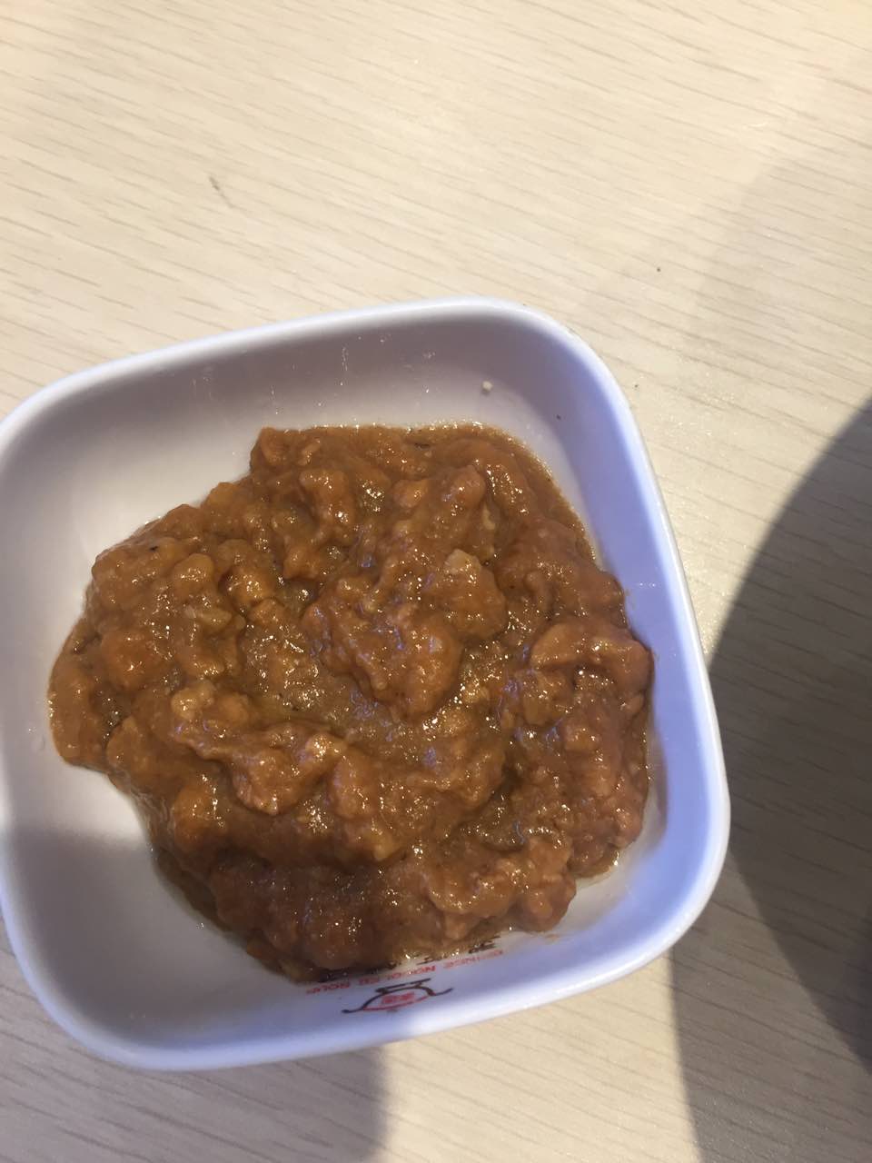 他家的米线很好吃,中午的时候人很多,最爱他家的肉酱只有他家的肉酱是