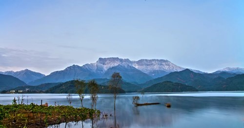 瓦屋山