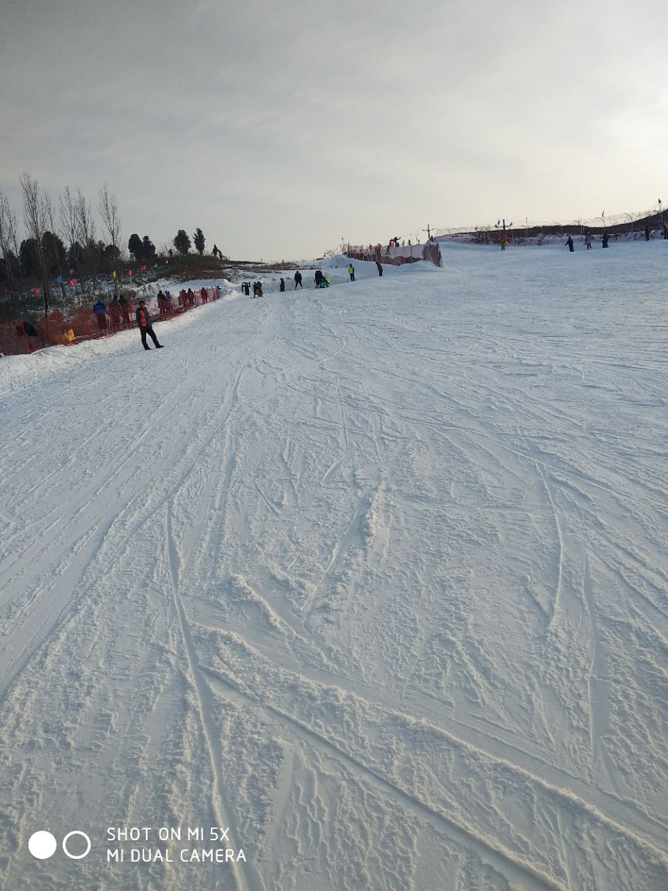 【携程攻略】临沂茶山滑雪场好玩吗,临沂茶山滑雪场样