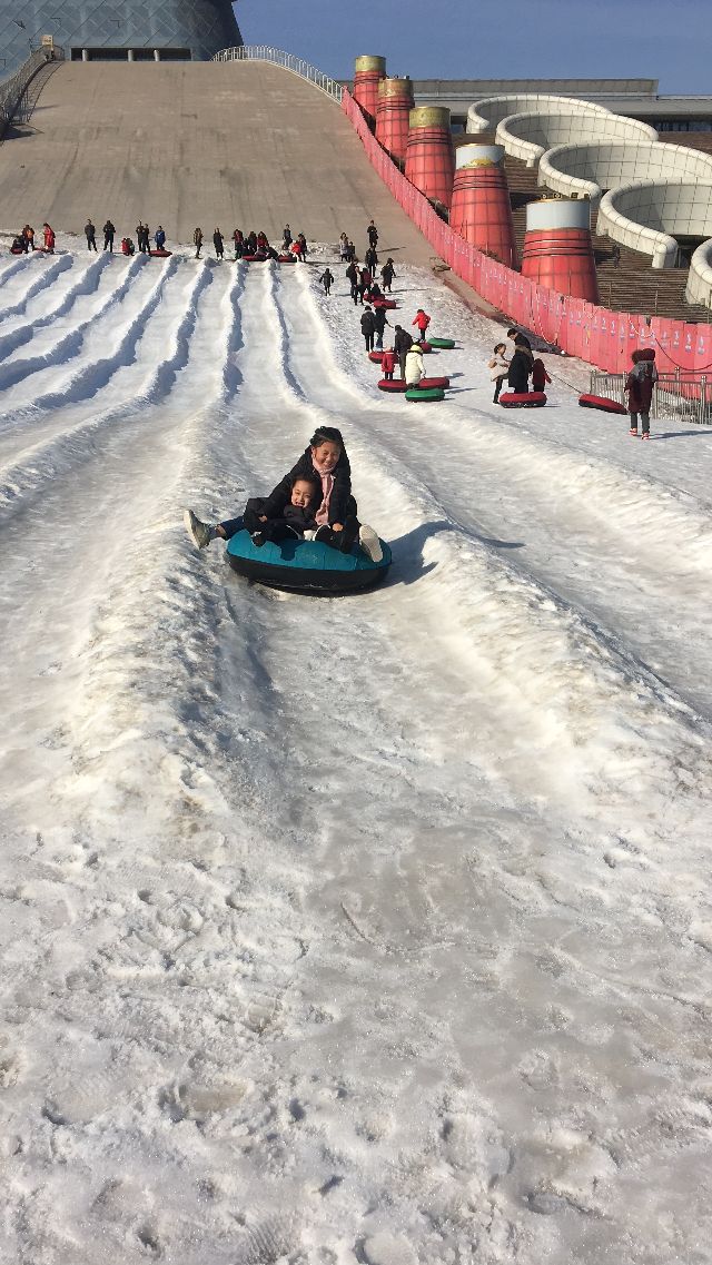 昌平区温都水城冰雪嘉年华好玩吗,昌平区温都水城冰雪