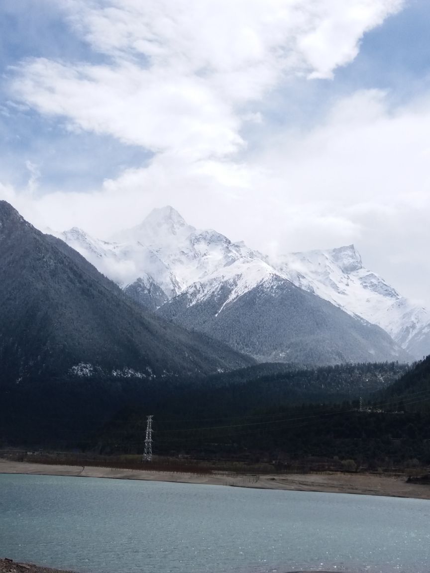 南迦巴瓦峰