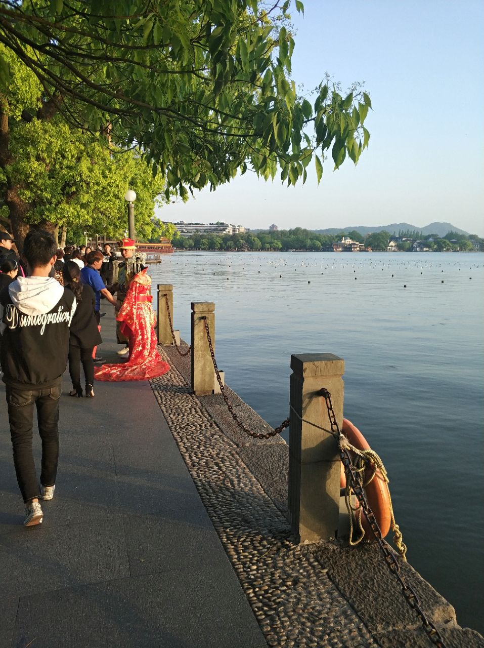 西湖旅游景点攻略图