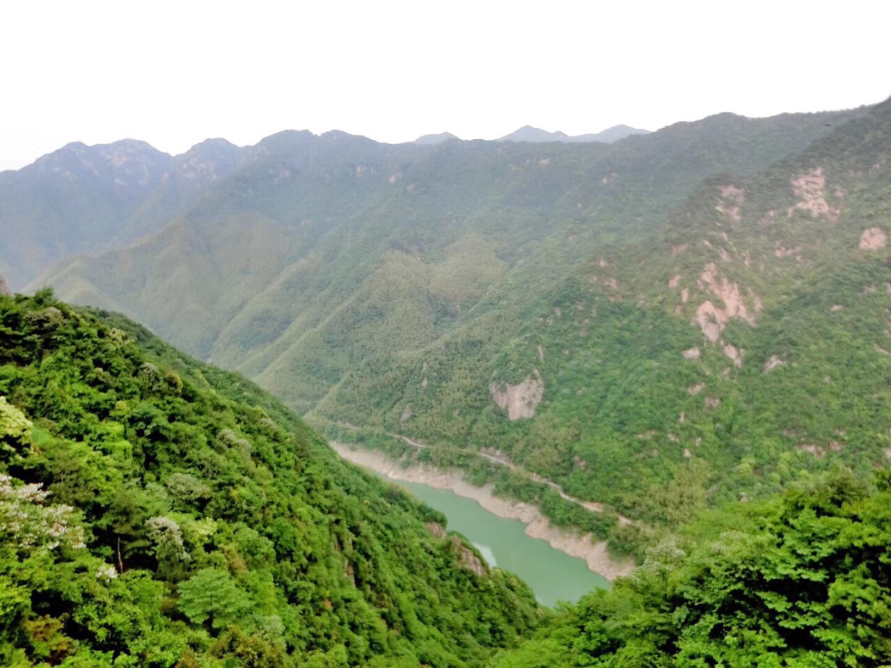 天荒坪风景区