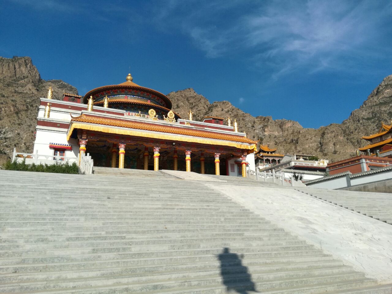 阿拉善左旗贺兰山广宗寺(南寺)生态旅游区好玩吗,阿