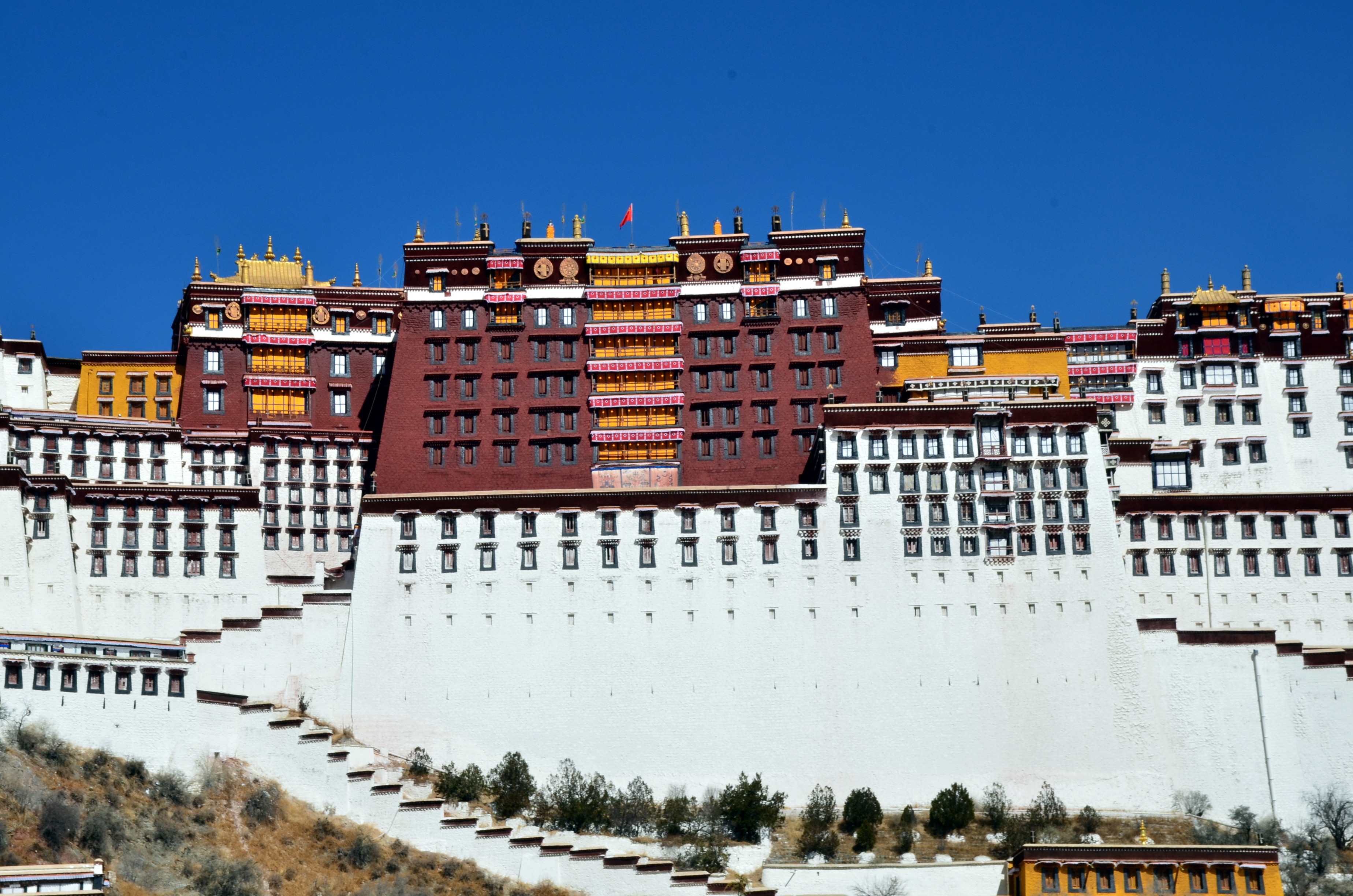 西藏布达拉宫风景摄影图高清摄影大图-千库网