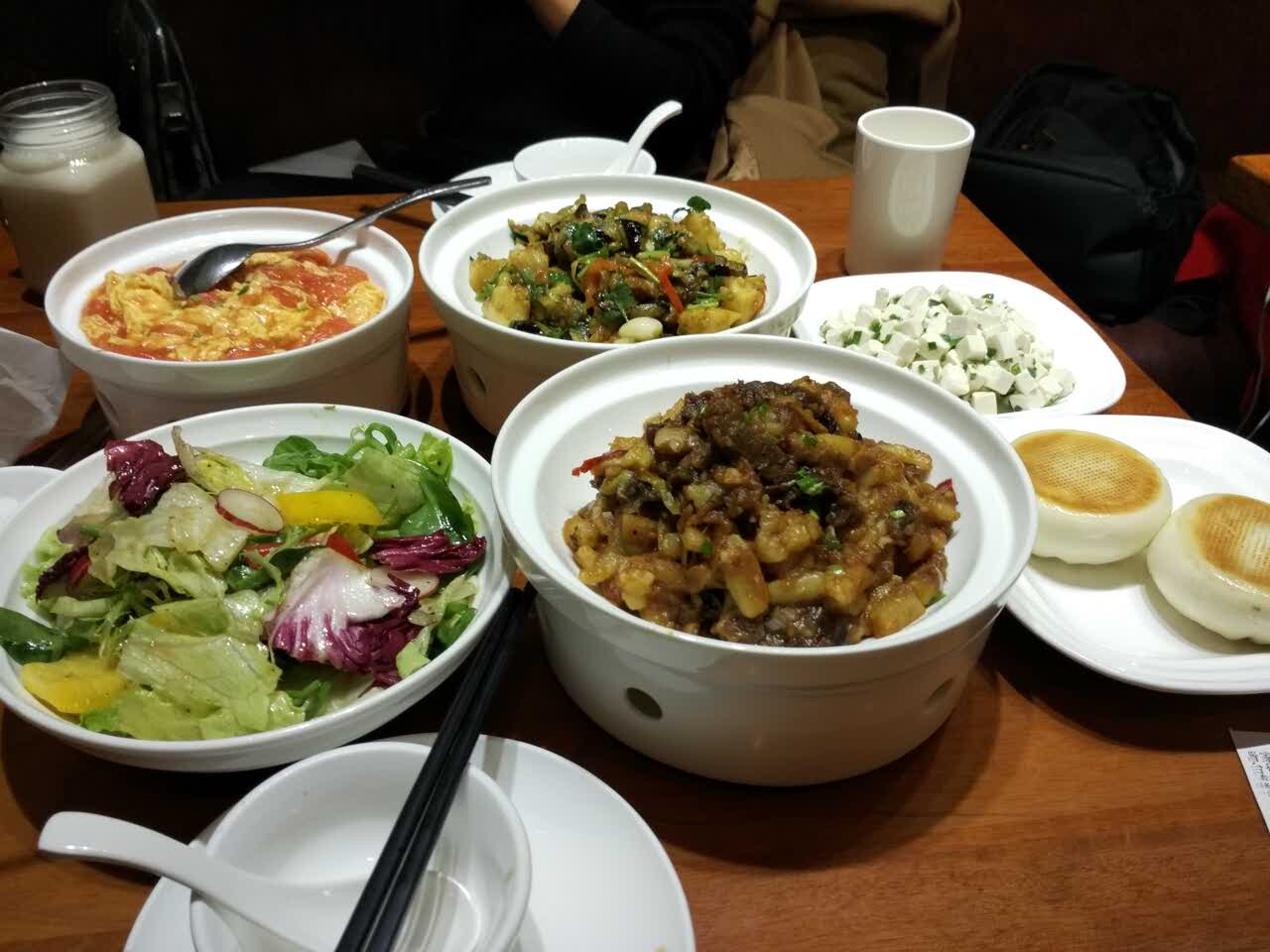 20211秒中式快餐美食餐厅,单位旁边,新开的.饭菜挺好. 【去哪儿攻略】