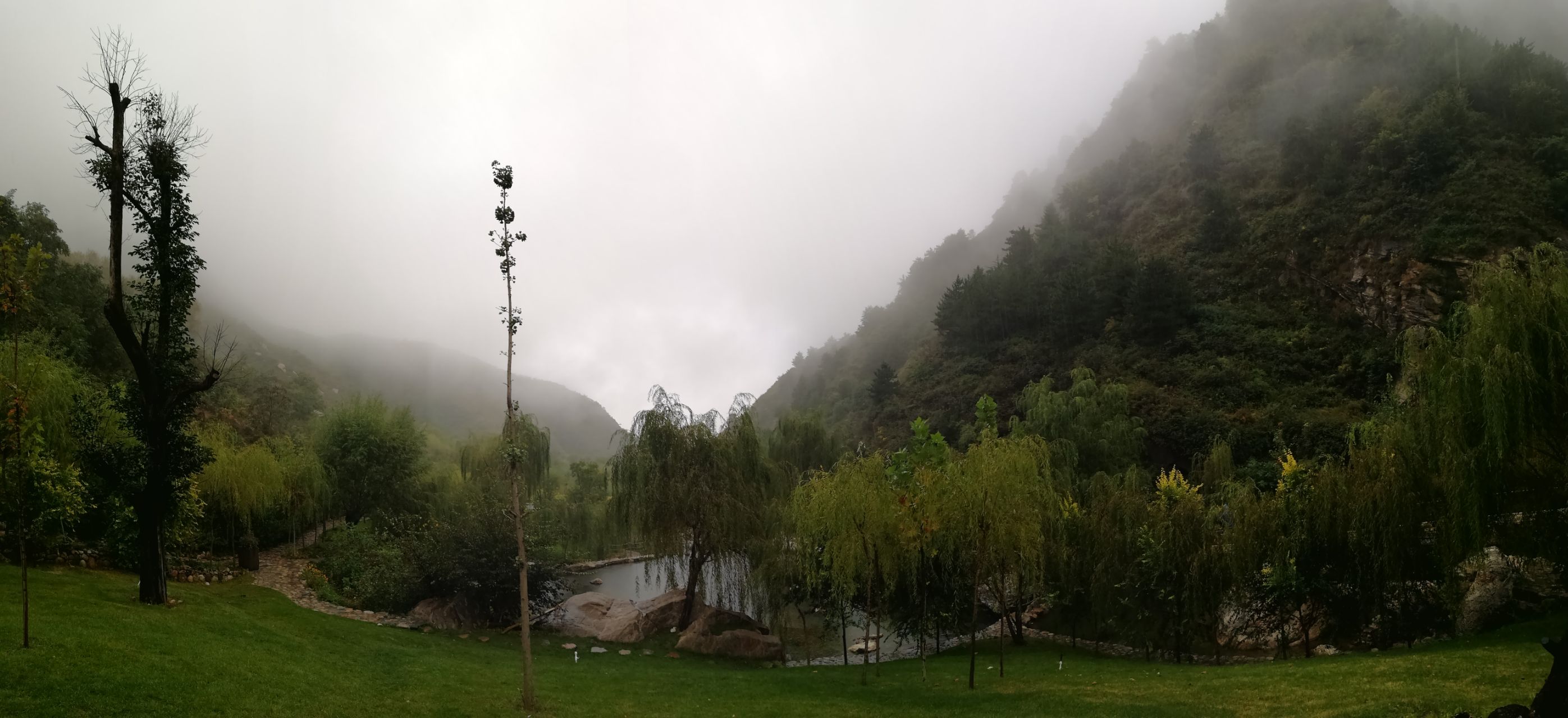漫山花溪谷天气怎么样_(漫山花溪谷天气怎么样啊)