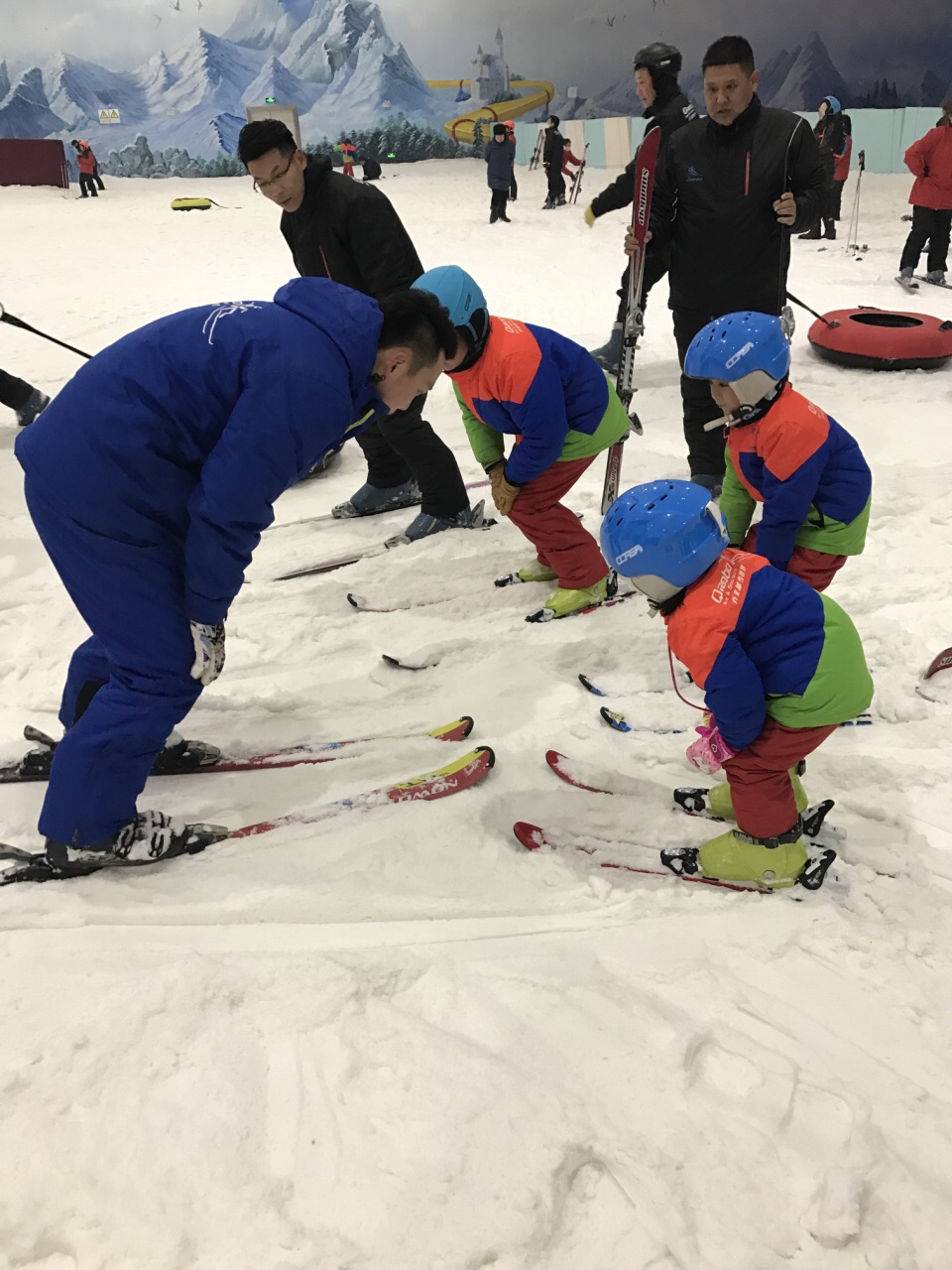 【携程攻略】马鞍山启迪乔波滑雪场景点,大年初一全家出游,从南京开车