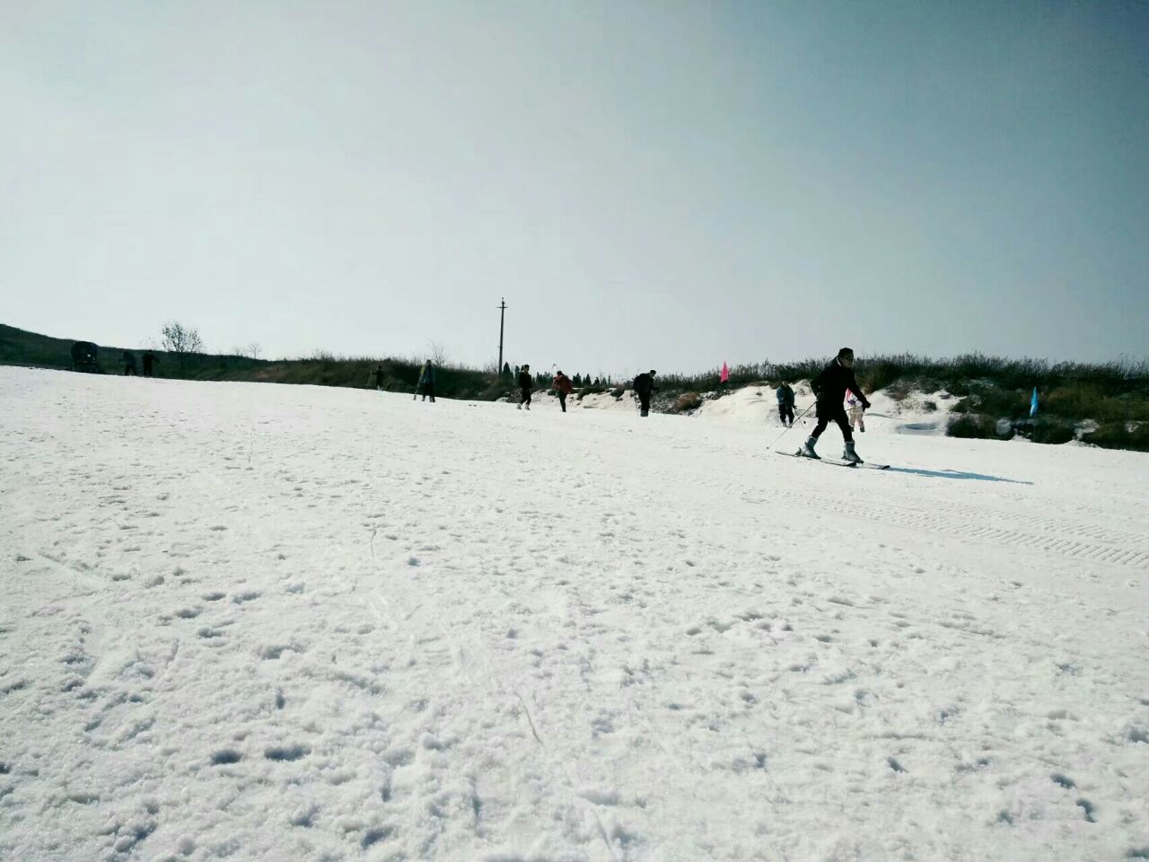 齐乐梦华嬉雪乐园(原梓橦山滑雪场)