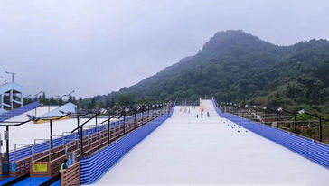 三角山四季滑雪场