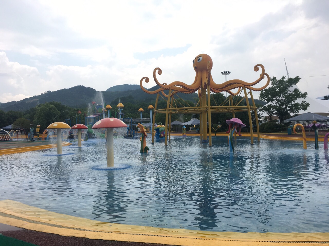 活海欢乐水世界旅游景点攻略图