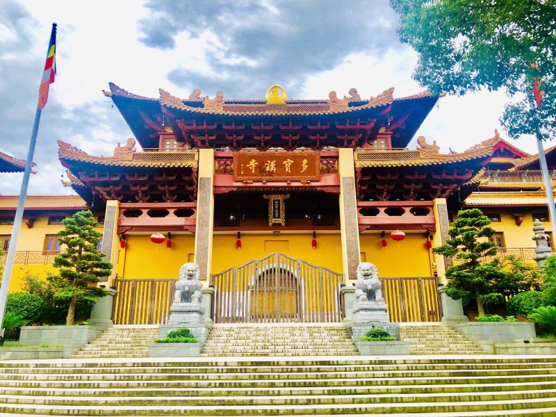 "上虞比较出名的寺院"比较适合去礼佛的寺庙 1 52 多宝讲寺 4