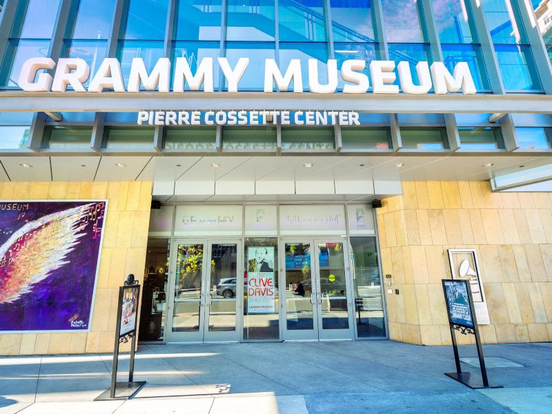 the grammy museum " 有与格莱美有关的一切 " 4.4 /5分 73 条