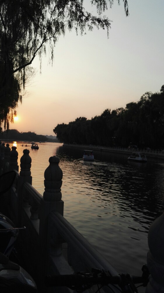 北京后海公园好玩吗,北京后海公园景点怎么样_点评