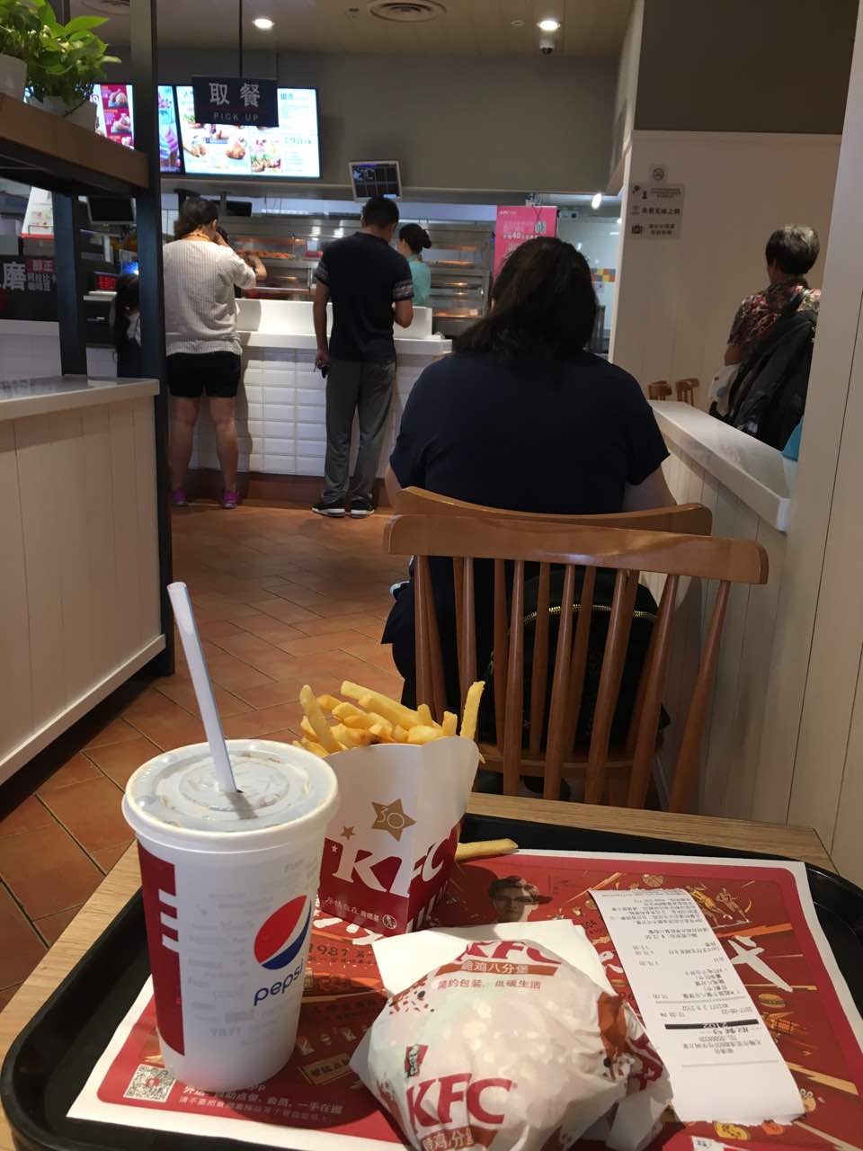 特别喜欢的肯德基店,在梁清路店用餐,舒适,温馨,亲切