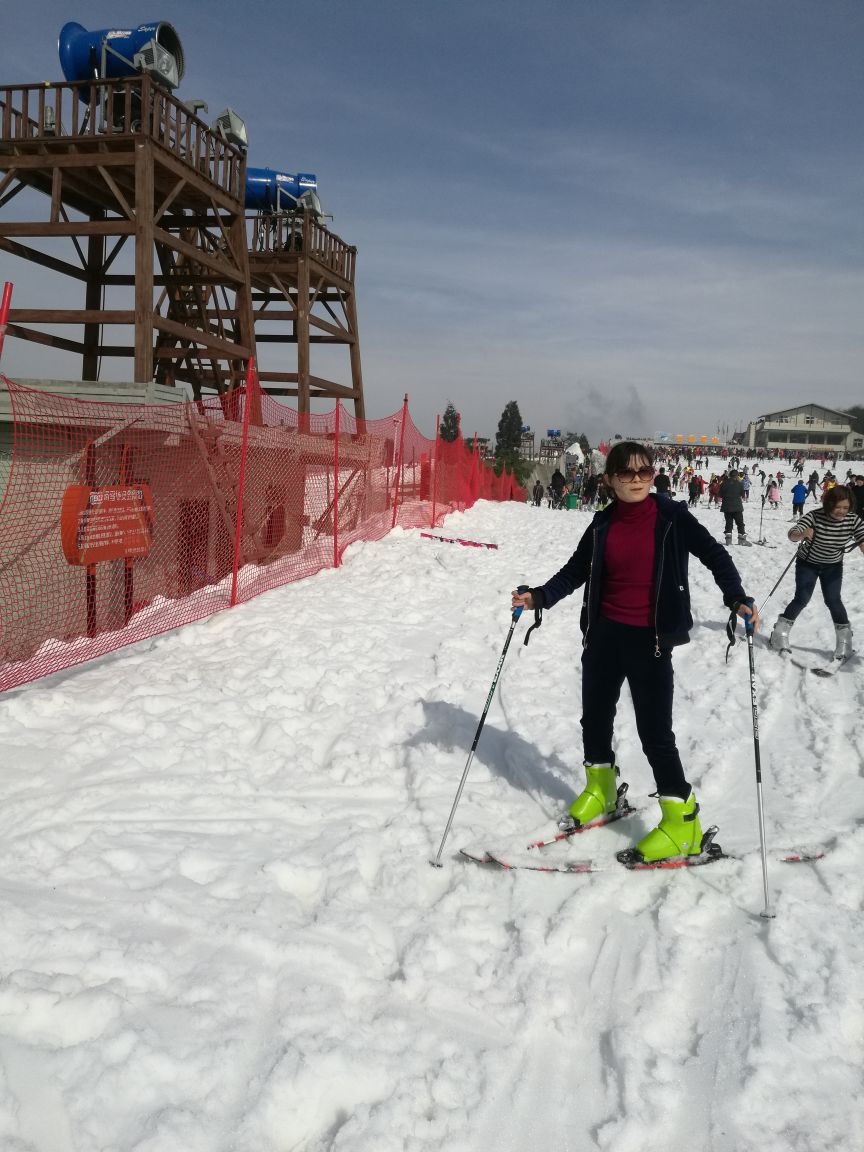 玉舍国家森林公园滑雪场