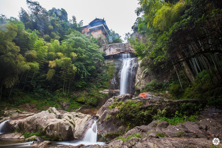 天台石梁景区