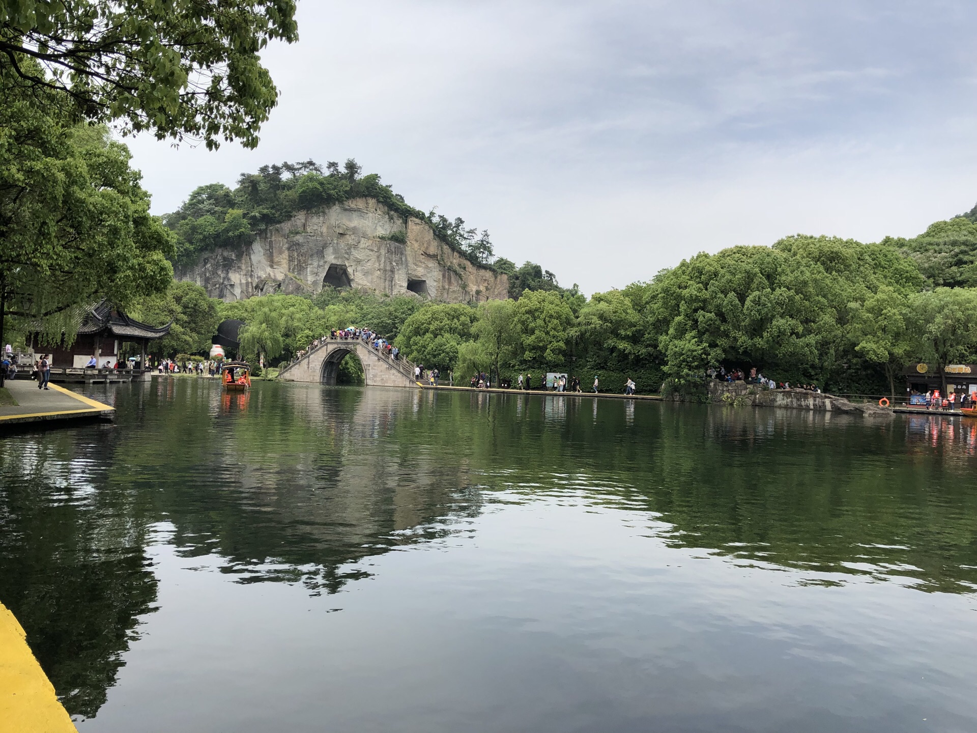 绍兴柯岩风景区