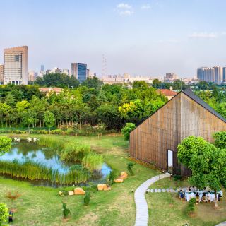 南京滨江风光带万景园艺术展览馆攻略-滨江风光带万景园艺术展览馆