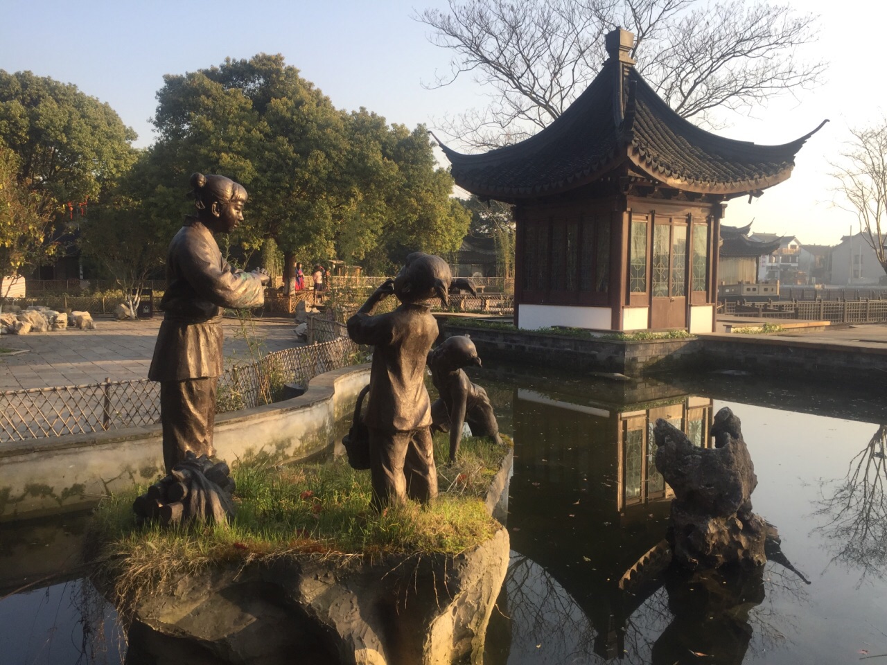 周庄南湖秋月园好玩吗,周庄南湖秋月园景点怎么样