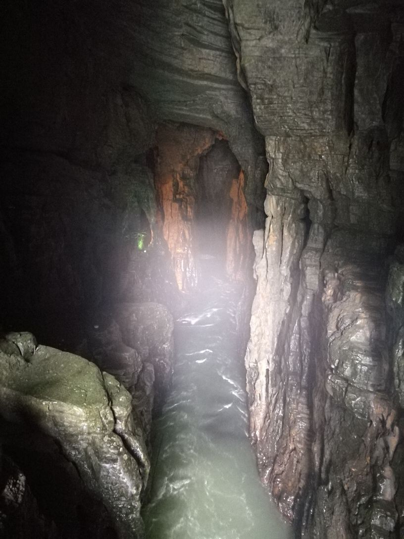 腾龙洞风景区