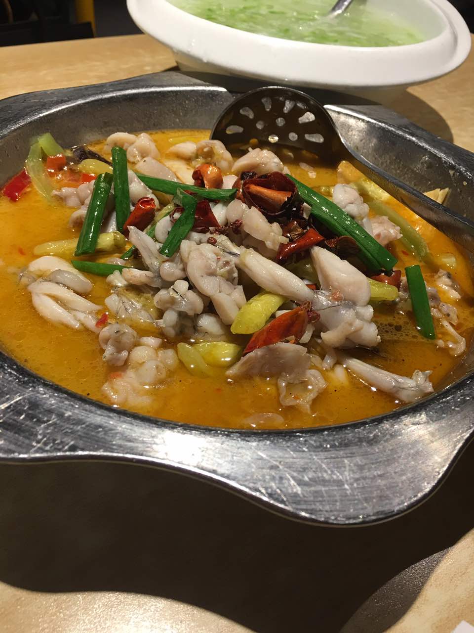 小叫天泡椒活田鸡(宝龙店)