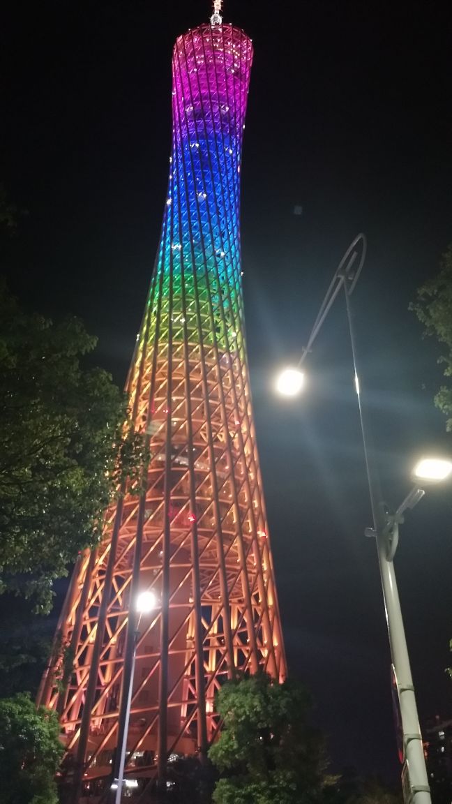 【携程攻略】广州广州塔景点,千万别信那个楼上拍照的,贵的不要不要的