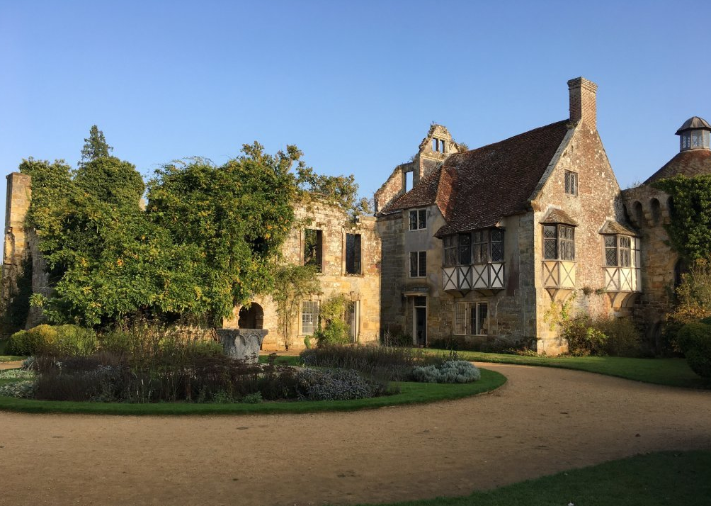 scotney castle garden