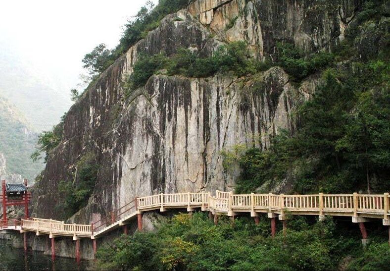 汉中石门栈道风景区