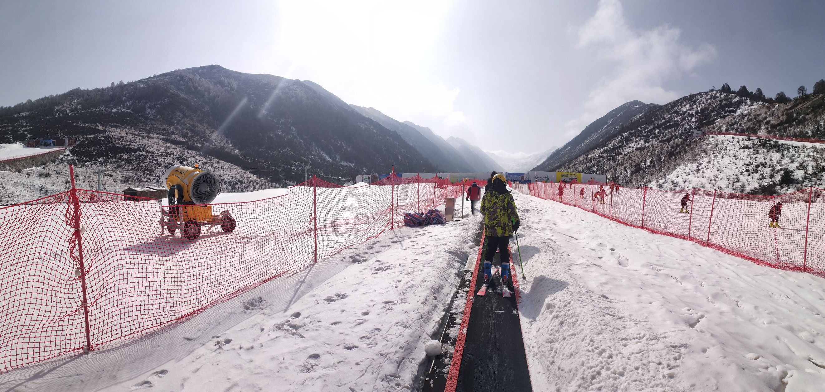 鹧鸪山自然公园滑雪场