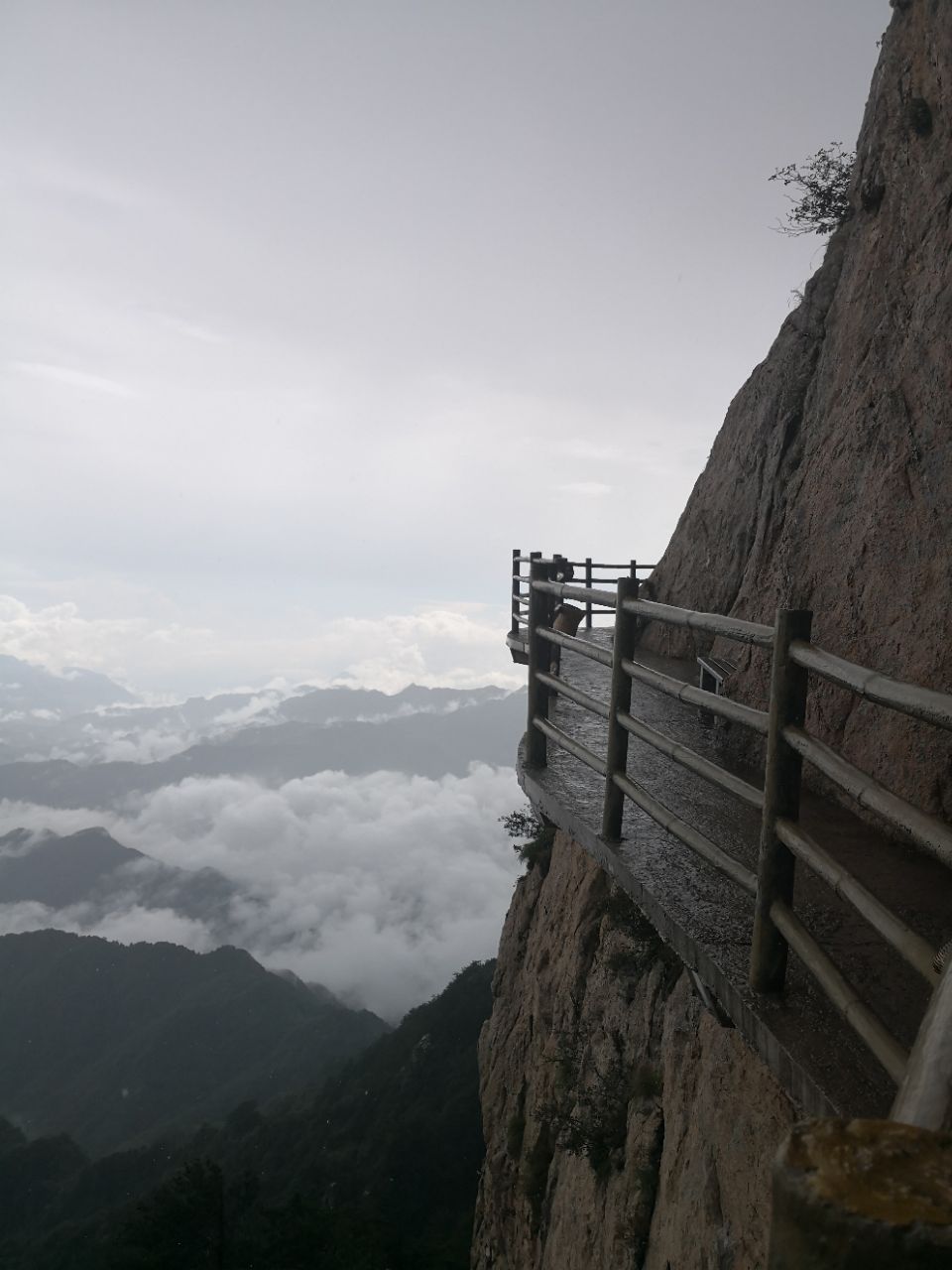 洛阳老君山