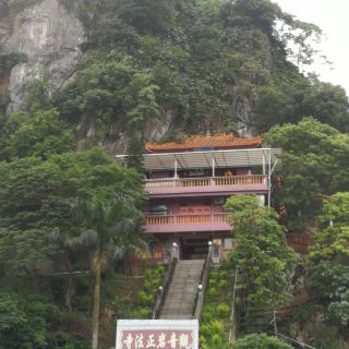 观音岩正法寺 历史遗迹 古迹 距景点3.3km
