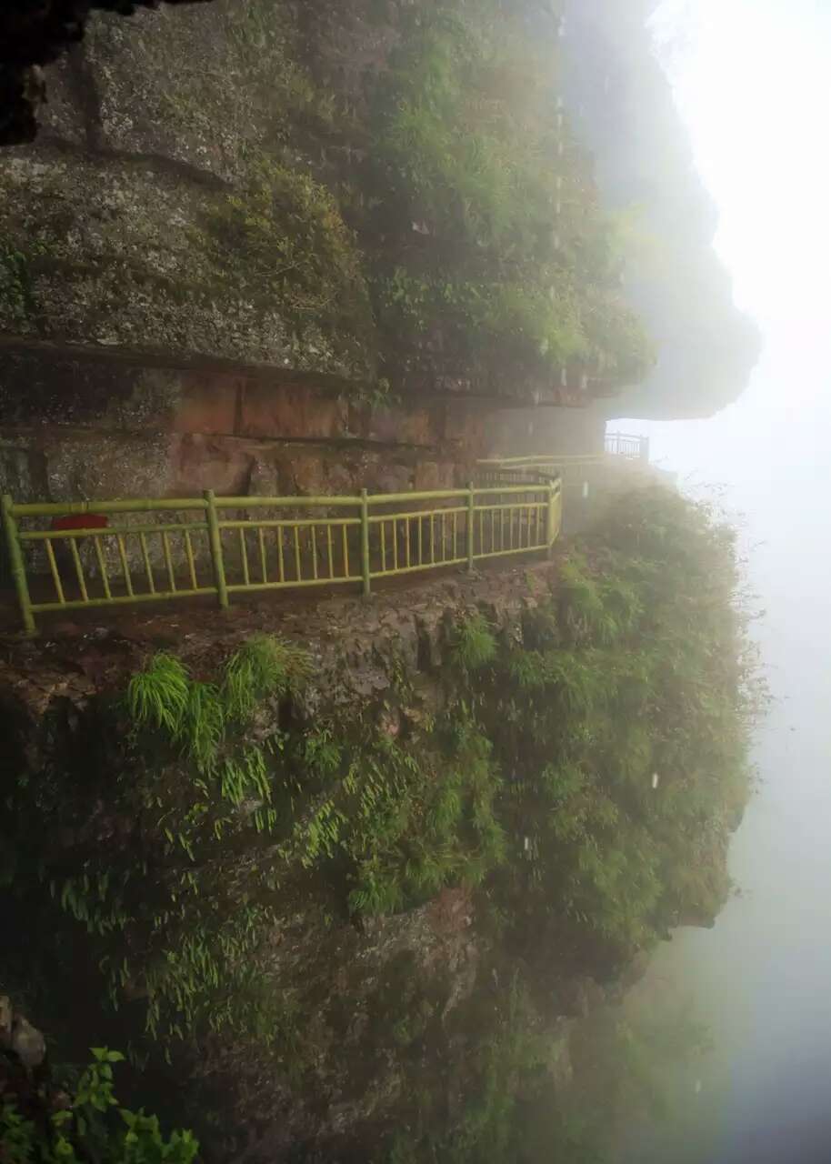 金秀圣堂山攻略,金秀圣堂山门票/游玩攻略/地址/图片