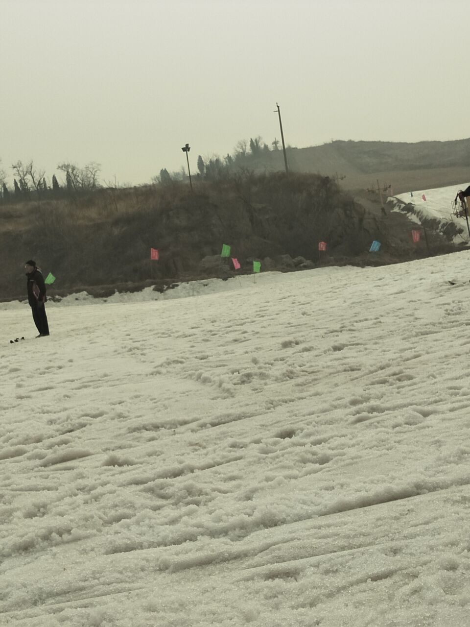 齐乐梦华嬉雪乐园(原梓橦山滑雪场)