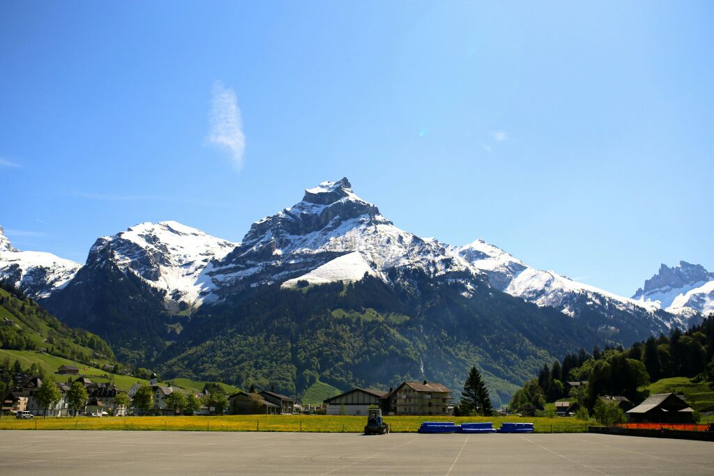 铁力士山旅游景点攻略图